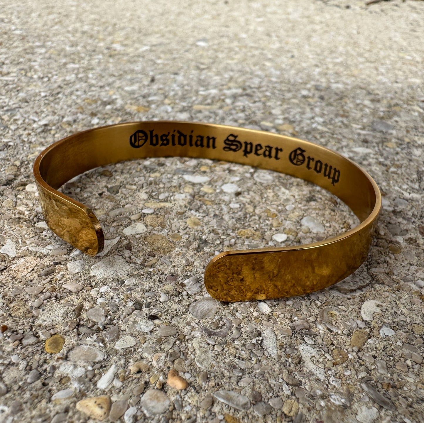 One Spear One Tier Stainless Steel Cuff